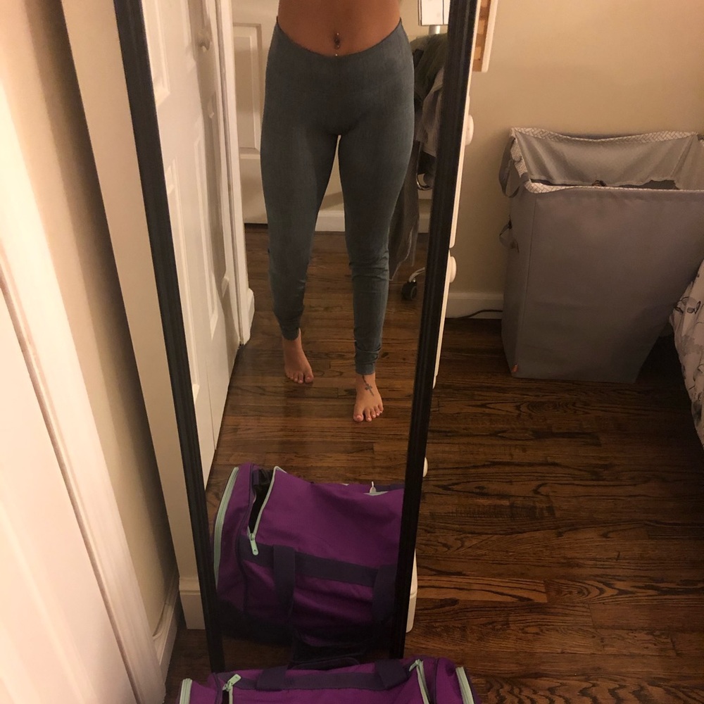 Lululeamon leggings